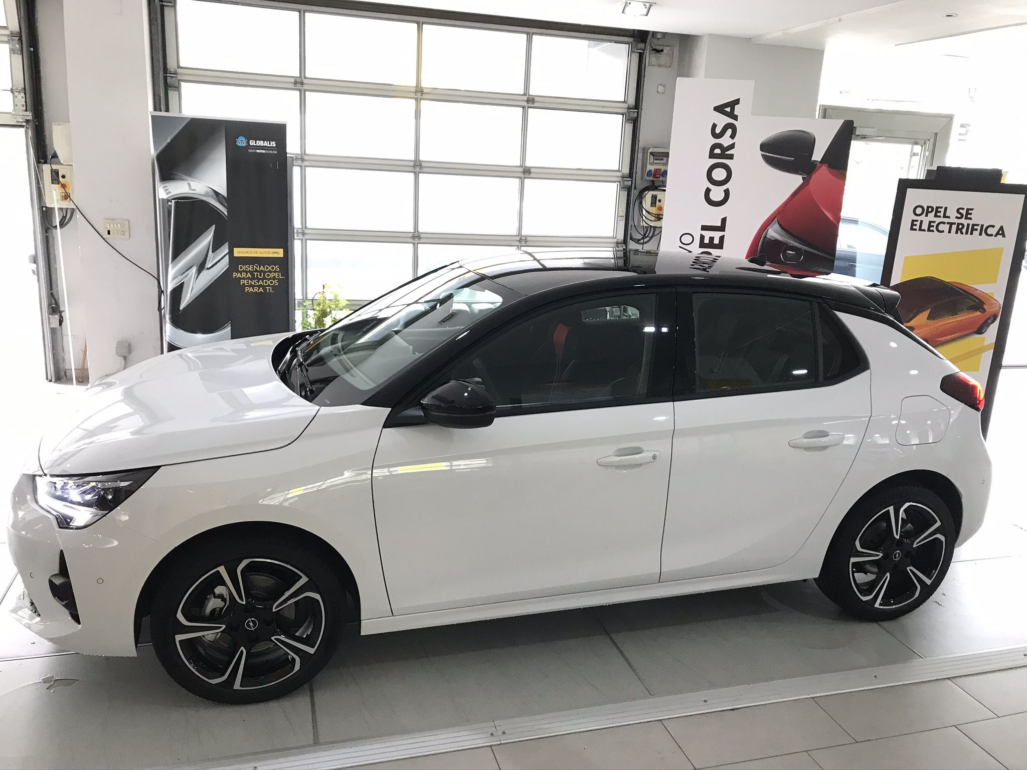 Opel Corsa GS Line (100cv) - Grupo Gorla